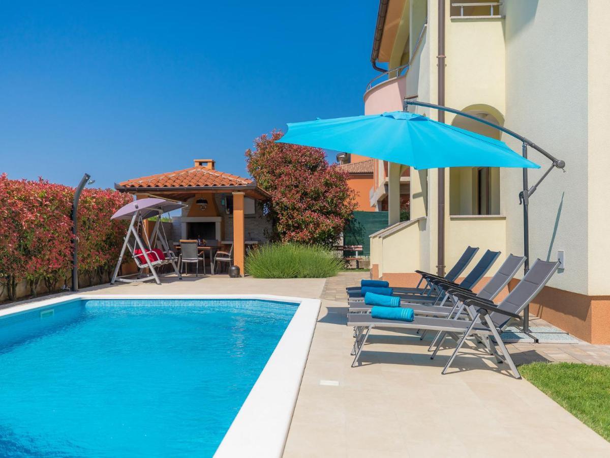 Holiday Home Linden Tree By Interhome Pula Exterior photo